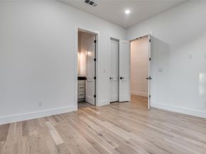 514 S Glasgow Drive , Dallas Texas 75223