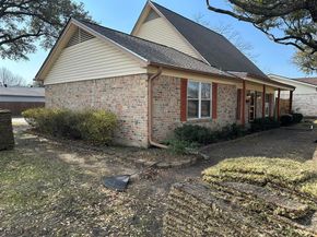 1002  Tahoe Drive , Garland Texas 75043