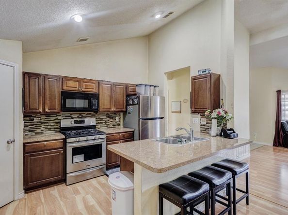 716  Fieldwood Drive , Mesquite Texas 75150