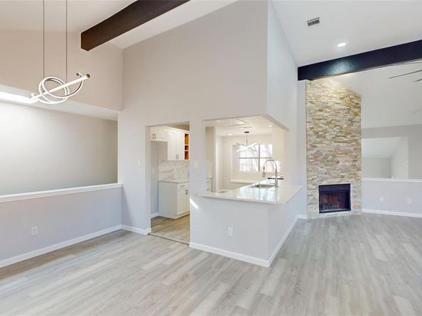1618  San Francisco Street , Carrollton Texas 75007