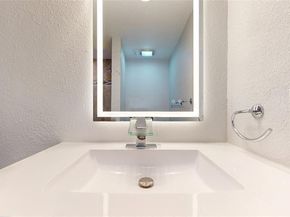 1618  San Francisco Street , Carrollton Texas 75007