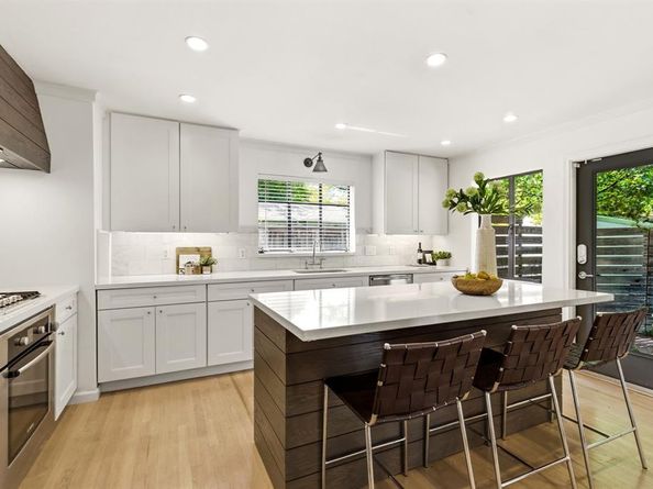 6467  Danbury Lane , Dallas Texas 75214