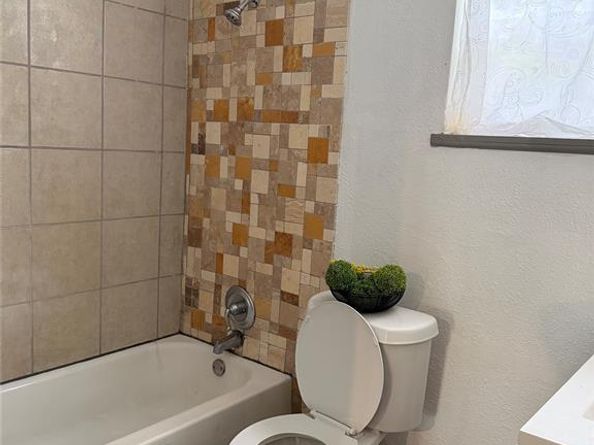 3613  Castleman Street , Fort Worth Texas 76119