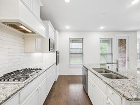 2224  Briar Ridge Trail , Carrollton Texas 75010