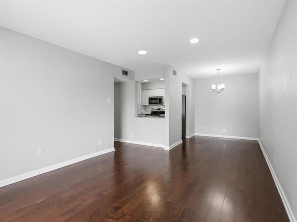 4851  Cedar Springs Road  388, Dallas Texas 75219