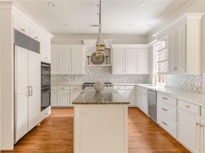 6907  Preston Glen Drive , Dallas Texas 75230