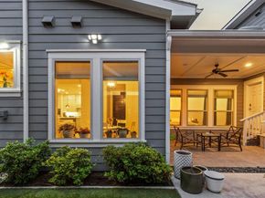 1017  Gardenia Street , Carrollton Texas 75007