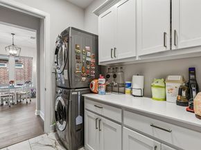1017  Gardenia Street , Carrollton Texas 75007