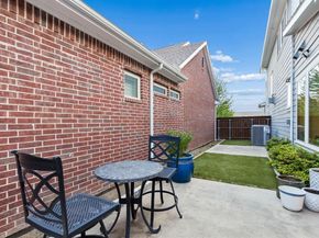 1017  Gardenia Street , Carrollton Texas 75007