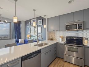 1200  Main Street  2202, Dallas Texas 75202