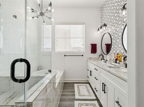 2100 N Fitzhugh Avenue  D, Dallas Texas 75204