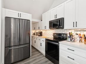 2100 N Fitzhugh Avenue  D, Dallas Texas 75204