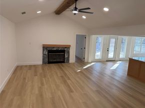 129  Oak Trail , Burleson Texas 76028