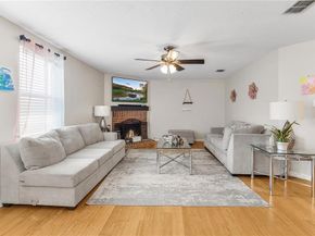 925  Brooks Drive , Cedar Hill Texas 75104