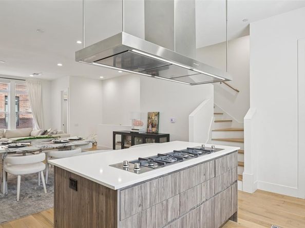 4511  Arberry Lane , Dallas Texas 75219