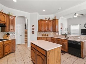 8402  Pecan Creek Drive , Arlington Texas 76001