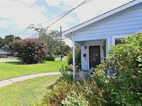 1916  Tierney Road , Fort Worth Texas 76112