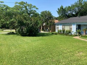 1916  Tierney Road , Fort Worth Texas 76112