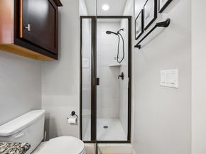 5875  Ross Avenue  9, Dallas Texas 75206