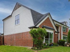 2107  Clearwater Trail , Carrollton Texas 75010