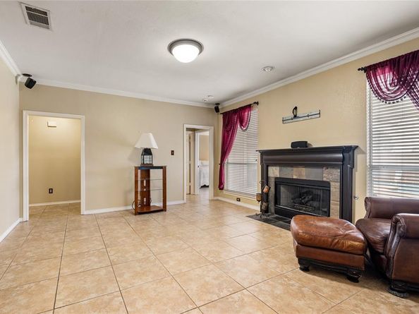 1138  Holly Drive , Carrollton Texas 75010