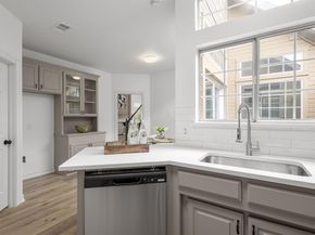 1401  Carver Lane , Irving Texas 75061