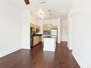 4414  Cedar Springs Road  320, Dallas Texas 75219
