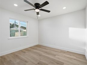 1729  R Avenue , Plano Texas 75074