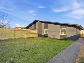 1729  R Avenue , Plano Texas 75074