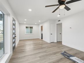 1729  R Avenue , Plano Texas 75074