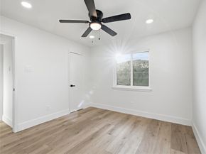 1729  R Avenue , Plano Texas 75074