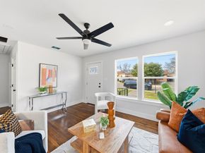 1218  Tarpley Avenue , Dallas Texas 75211