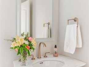 3401  Lee Parkway  404, Dallas Texas 75219