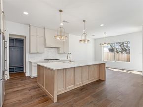 1107  Mount Auburn Avenue , Dallas Texas 75223