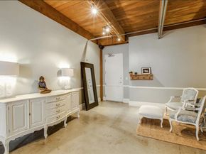 509  Elm Street  305, Dallas Texas 75202