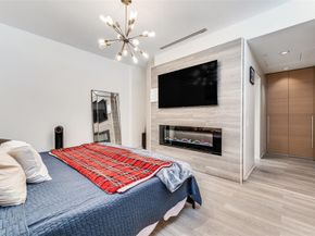 2430  Victory Park Lane  2601, Dallas Texas 75219