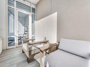 2430  Victory Park Lane  2601, Dallas Texas 75219