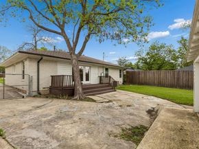 2812  San Medina Avenue , Dallas Texas 75228