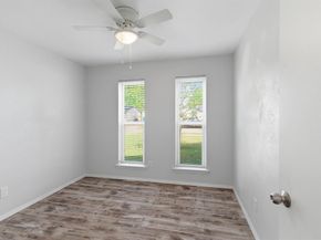 728  Lisa Lane , Cedar Hill Texas 75104