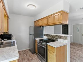 728  Lisa Lane , Cedar Hill Texas 75104