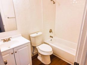 111 E Rogers Street , Arlington Texas 76011