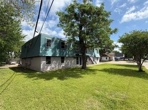 111 E Rogers Street , Arlington Texas 76011