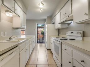 13842  Methuen Green Lane , Dallas Texas 75240
