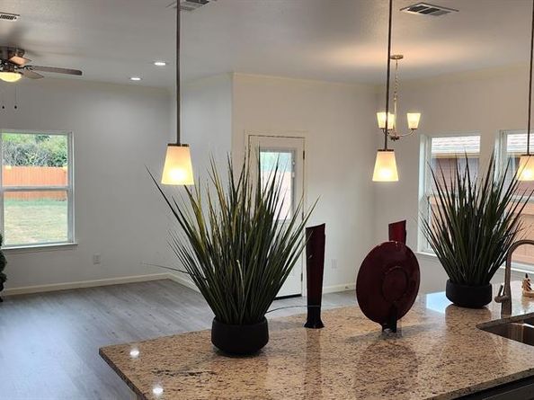 2514  Sheraton Drive , Fort Worth Texas 76105