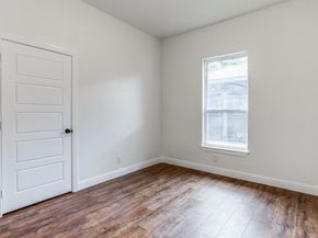 3423 S Harwood Street , Dallas Texas 75215