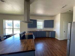 3423 S Harwood Street , Dallas Texas 75215