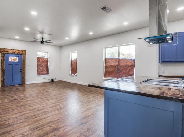 3423 S Harwood Street , Dallas Texas 75215