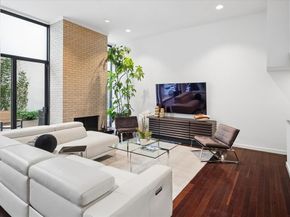 3210  Elizabeth Street , Dallas Texas 75204