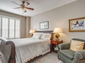 3333  Darcy Street  2203, Fort Worth Texas 76107