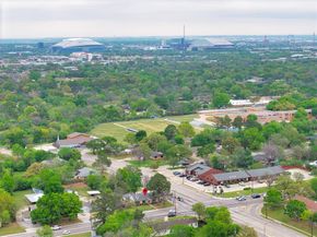101 W Park Row Drive , Arlington Texas 76010